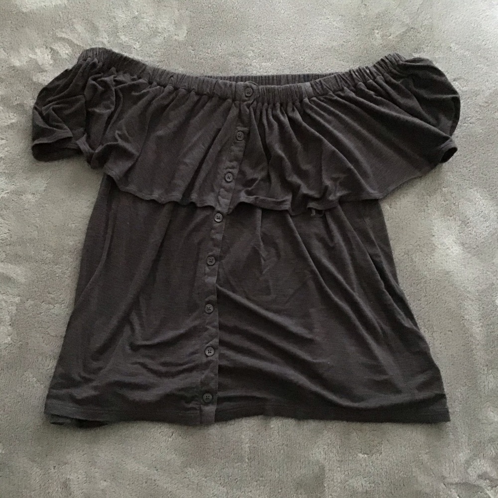 American Eagle off the shoulder top